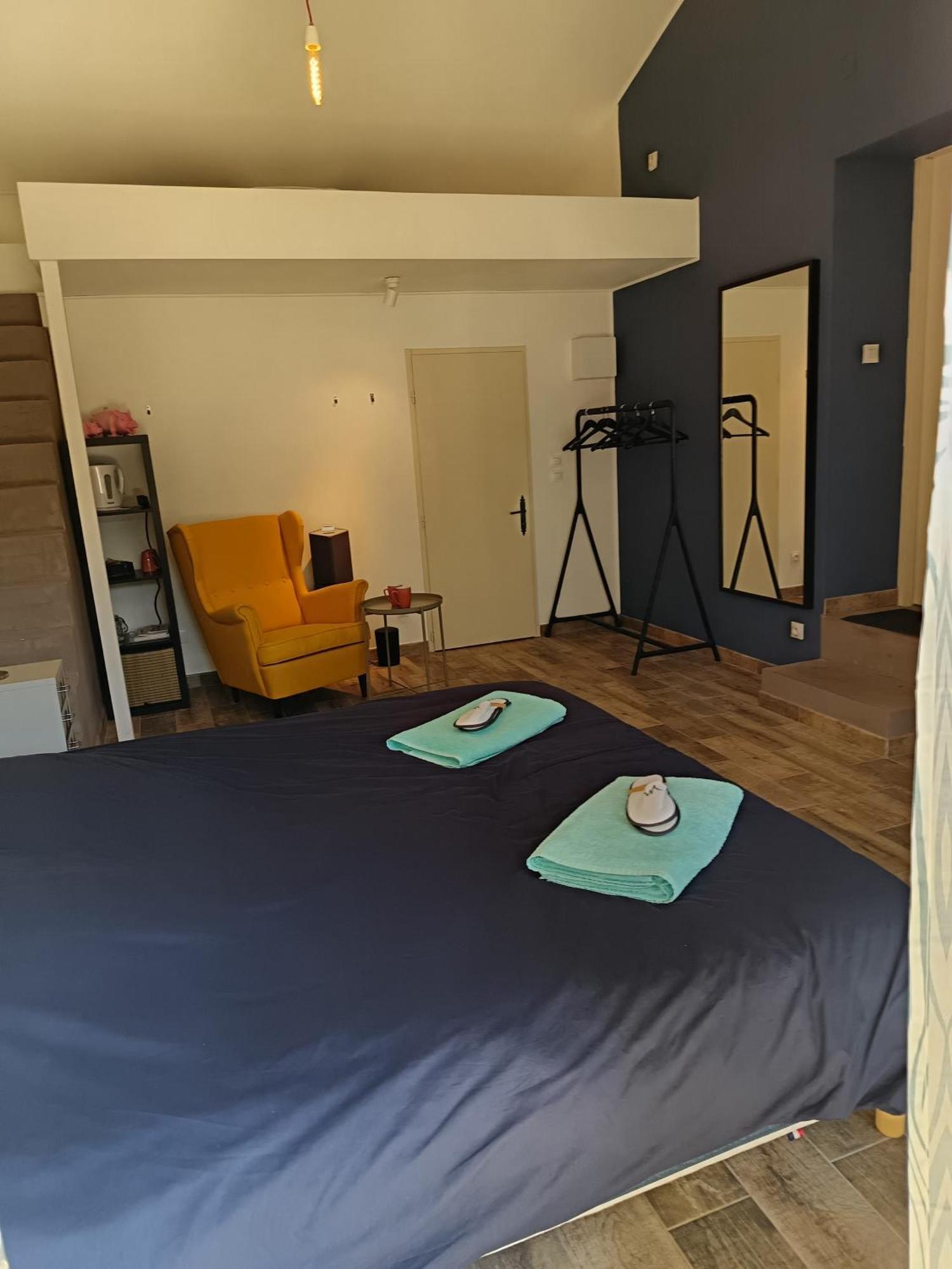 Chambre Le Luc En Provence Exteriér fotografie